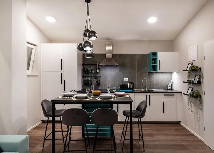 Dvije Masline - Renovated 2022 Apartment Pakoštane